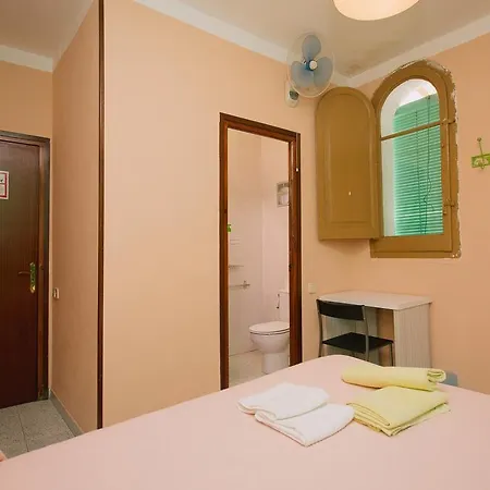 Guest house Norma 2*